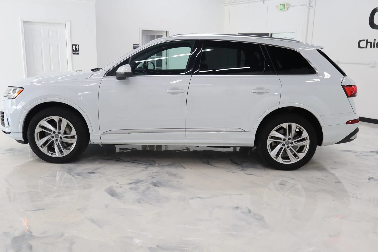 Used 2020 Audi Q7 3.0T Premium w/ Convenience Package AWD/4WD image 5