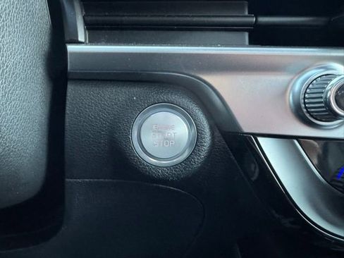 Used 2025 Kia Telluride S image 34