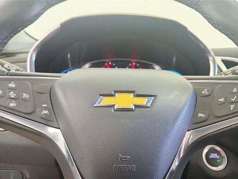 Used 2024 Chevrolet Equinox LT FWD image 27