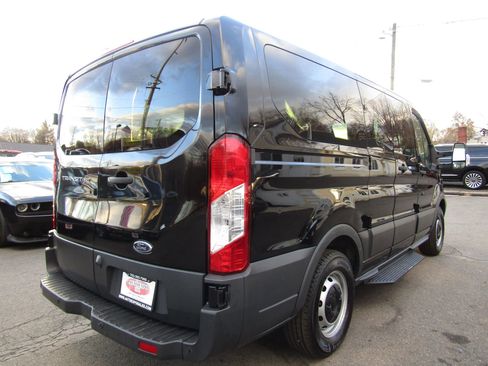 Used 2018 Ford Transit 150 XL image 7