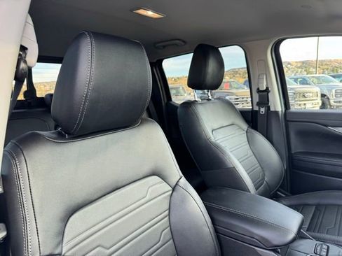 New 2025 Ford Ranger Lariat w/ FX4 Off-Road Package image 23