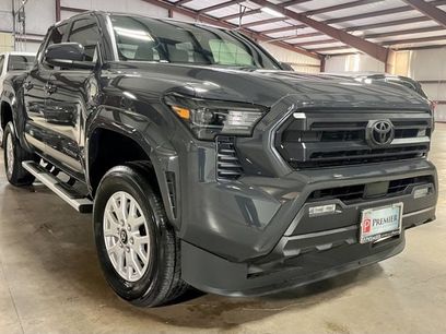 Used 2025 Toyota Tacoma SR5