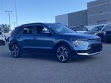 Used 2023 Kia Niro SX Touring image 4