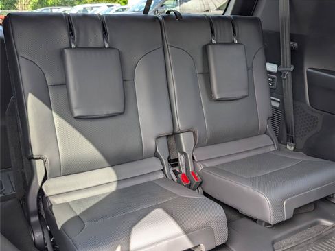 Used 2023 Lexus LX 600 4WD w/ Interior Upgrade Package image 13