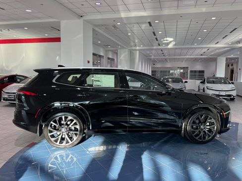 New 2026 Toyota Crown Signia w/ Advanced Technology Package AWD/4WD image 10