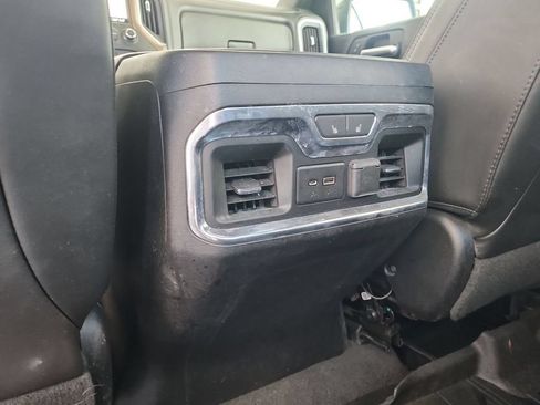 Certified 2019 Chevrolet Silverado 1500 High Country w/ Technology Package AWD/4WD image 21