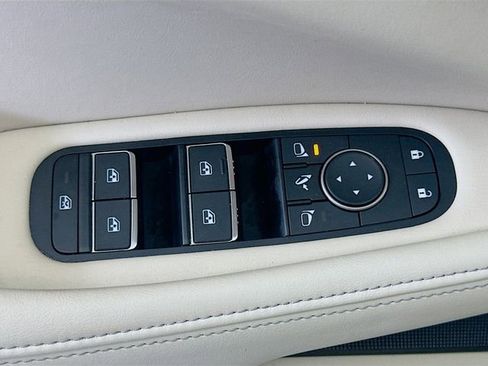 Used 2025 INFINITI QX60 Pure FWD image 17