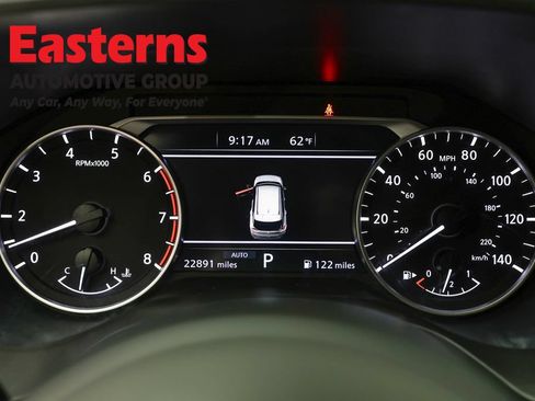 Used 2023 Nissan Rogue S AWD/4WD image 18