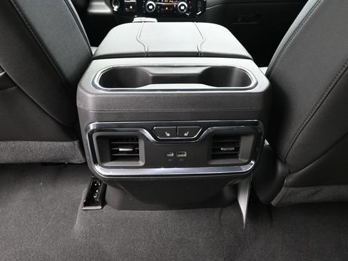 Used 2024 GMC Sierra 1500 SLT w/ SLT Premium Plus Package AWD/4WD image 18