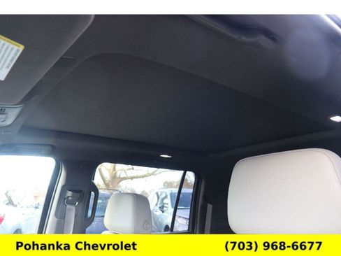 Used 2021 Chevrolet Suburban LT w/ LT Signature Package image 19