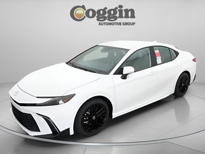 Used 2026 Toyota Camry SE w/ Multimedia Upgrade Package