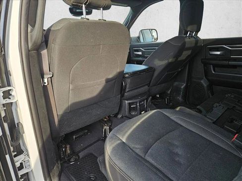 Used 2019 RAM 3500 Big Horn AWD/4WD image 11