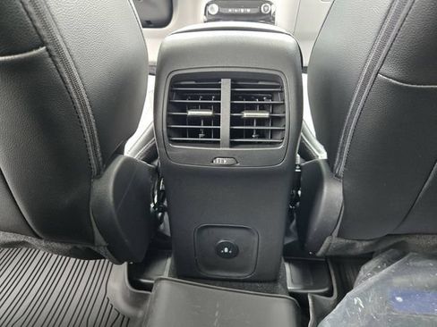 Used 2025 Ford Escape SE w/ PHEV Premium Package FWD image 13