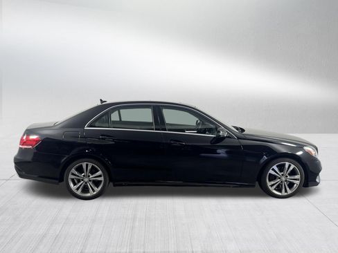 Used 2016 Mercedes-Benz E 350 4MATIC Sedan image 8