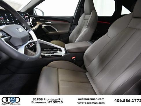 Used 2025 Audi Q5 Premium Plus AWD/4WD image 8