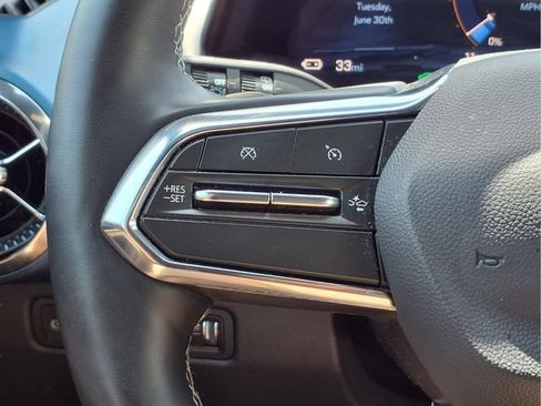 Used 2025 Chevrolet Equinox EV LT FWD image 13