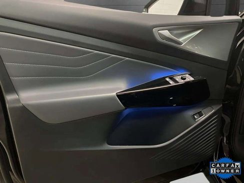 Used 2023 Volkswagen ID.4 Pro S Plus image 32