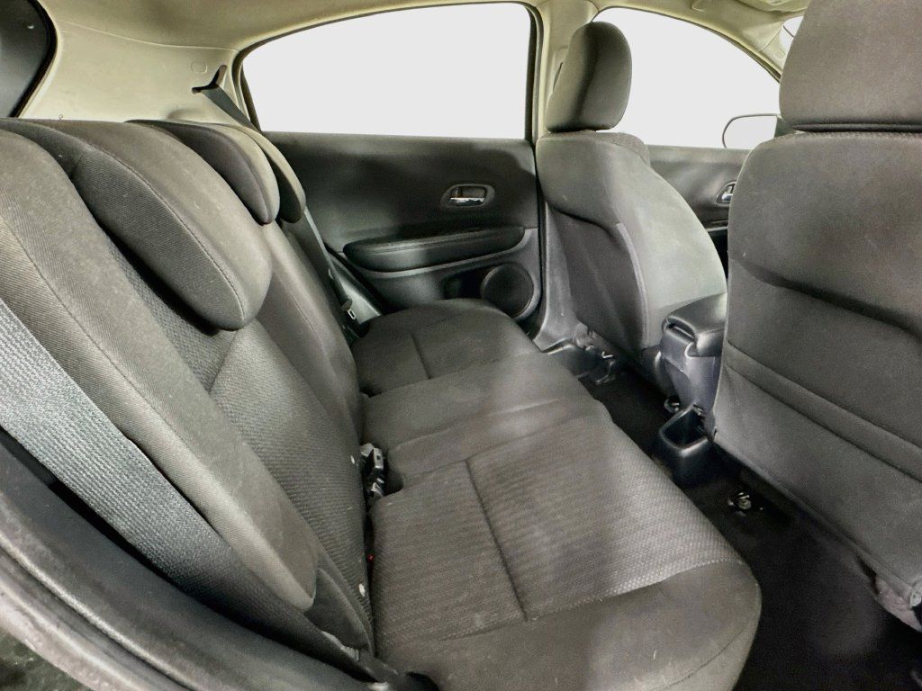 Used 2018 Honda HR-V LX image 33