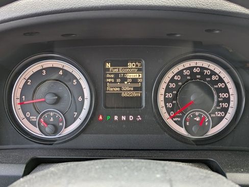 Used 2015 RAM 1500 Express image 11