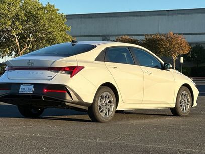 New 2026 Hyundai Elantra Hybrid