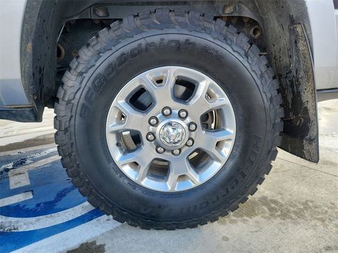 Used 2021 RAM 3500 Laramie image 33