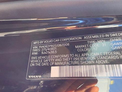 Certified 2025 Volvo XC90 B6 Plus image 22