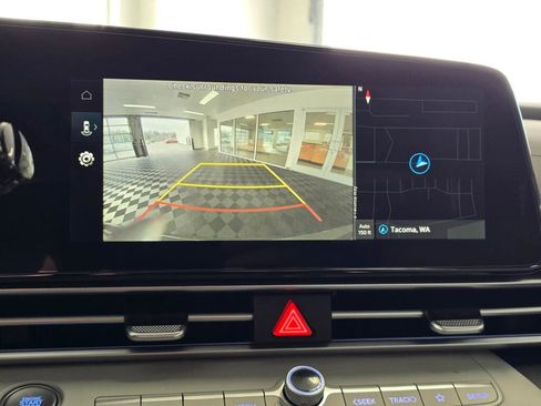 New 2026 Hyundai Elantra Limited image 29