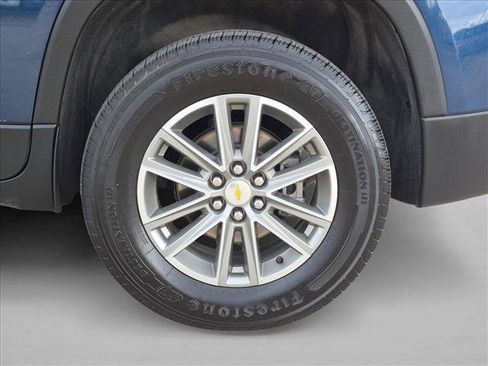 Used 2023 Chevrolet Traverse LT w/ LPO, Floor Liner Package AWD/4WD image 25