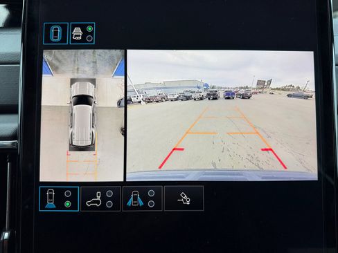 Used 2025 GMC Yukon Denali image 21