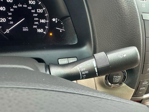 Used 2012 Lexus LS 460 AWD image 28