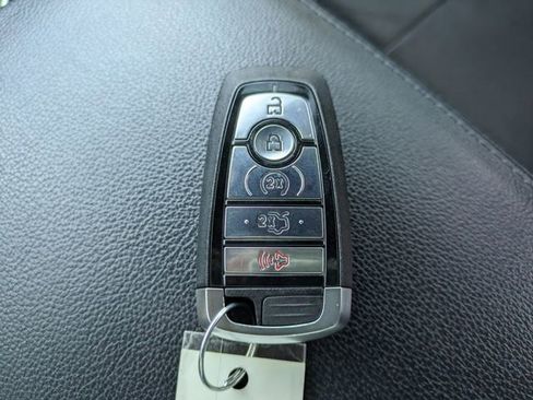 Used 2018 Ford Explorer Limited FWD image 34