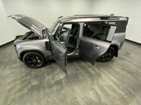 Used 2020 Land Rover Defender 110 HSE image 52