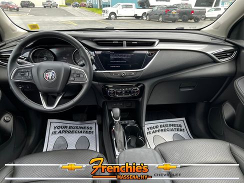 Used 2022 Buick Encore GX Essence w/ Experience Buick Package AWD/4WD image 8
