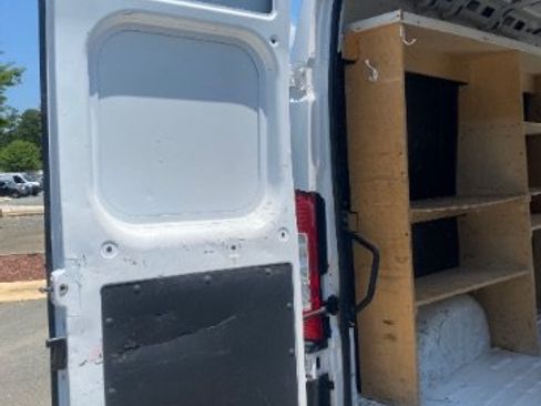 Used 2020 RAM ProMaster 2500 w/ Interior Convenience Group FWD image 12
