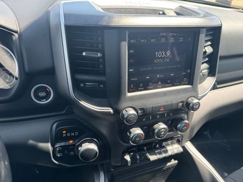 Used 2021 RAM 1500 Big Horn AWD/4WD image 2