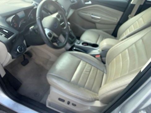 Used 2015 Ford Escape SE w/ Equipment Group 201A FWD image 10
