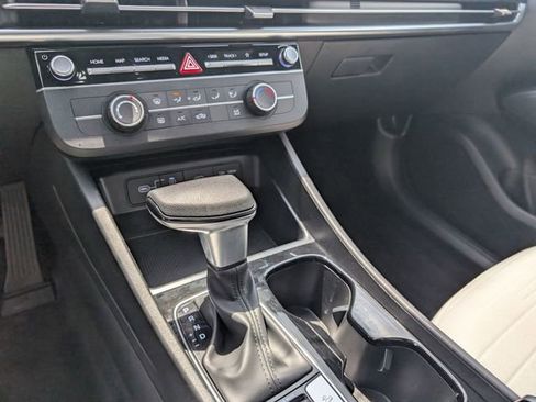 Certified 2025 Hyundai Santa Cruz SE AWD/4WD image 21