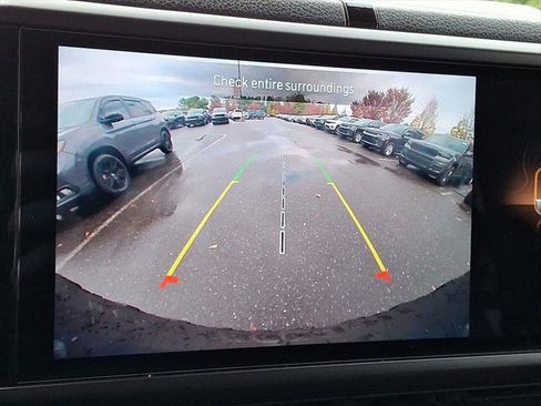 Certified 2024 Jeep Wrangler Unlimited AWD/4WD image 29