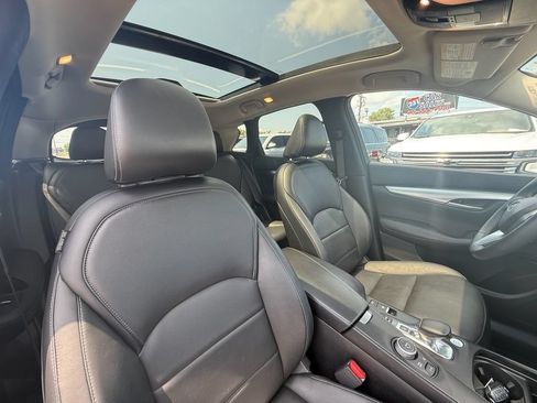 Used 2020 INFINITI QX50 Luxe w/ Navigation Package FWD image 25