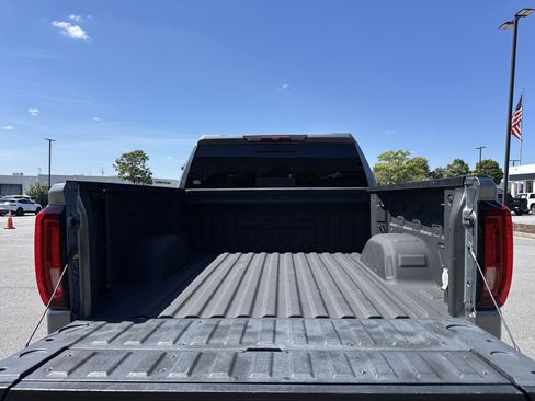 Used 2023 GMC Sierra 1500 Denali AWD/4WD image 36