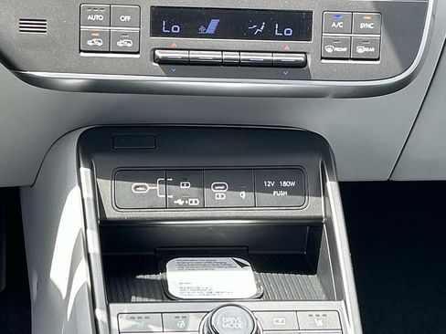 New 2026 Hyundai Kona Limited FWD image 28