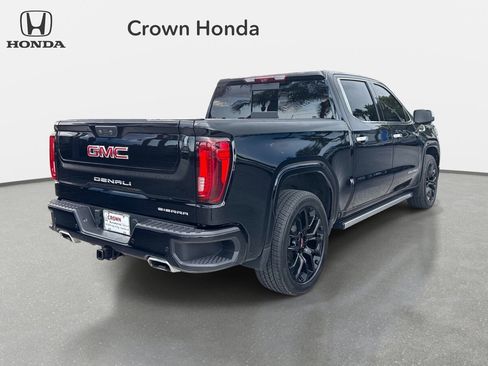 Used 2025 GMC Sierra 1500 Denali w/ Technology Package AWD/4WD image 4