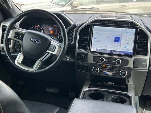 Used 2022 Ford F250 Lariat w/ Lariat Ultimate Package image 19