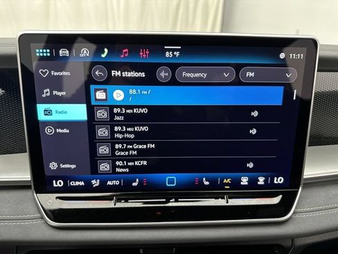 Certified 2026 Volkswagen Tiguan SE R-Line AWD/4WD image 16
