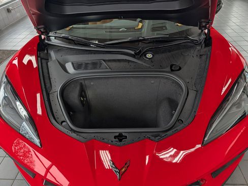 Used 2023 Chevrolet Corvette Stingray Preferred Conv w/ 2LT image 8