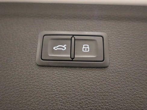 Used 2022 Audi SQ5 Premium Plus image 19