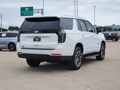 Used 2026 Chevrolet Tahoe LT w/ Comfort Package AWD/4WD image 14