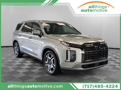 Used 2024 Hyundai Palisade Limited AWD/4WD image 1