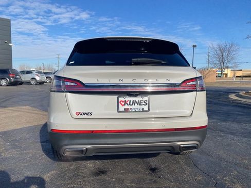 Used 2021 Lincoln Nautilus FWD w/ Equipment Group 101A image 7