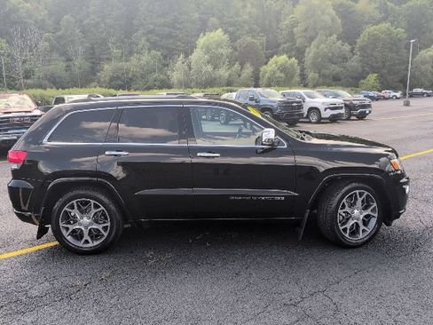 Used 2021 Jeep Grand Cherokee Overland AWD/4WD image 6